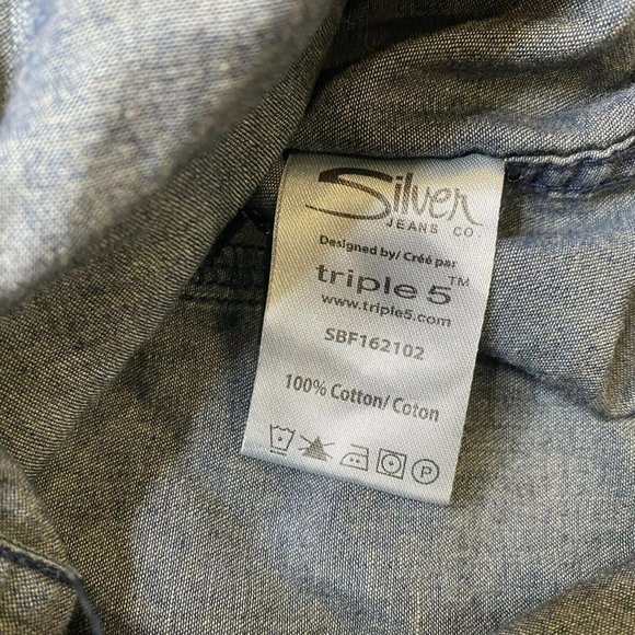 Silver Jeans Co Button Down Shirt Size Medium - Picture 6 of 6